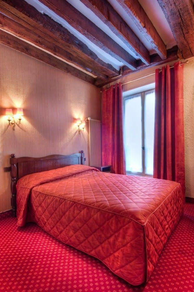 Hotel De Senlis